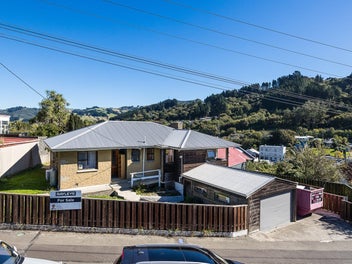 28 Grey Street, Port Chalmers, Dunedin