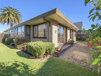 27 Waratah Street, Matua, Tauranga