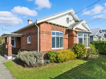 253 Macandrew Road, Forbury, Dunedin