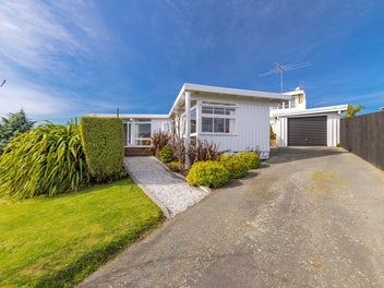 36 Ranui Crescent, Diamond Harbour, Lyttelton