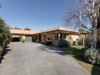 18 Oteki Park Drive, Welcome Bay, Tauranga