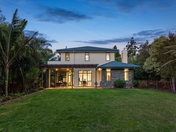 11 Churchouse Road, Greenhithe, Auckland