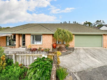 7A Carnoustie Drive, Wattle Downs, Auckland