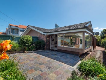 18 Sanders Avenue, Takapuna, Auckland