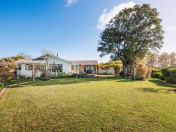 451 Pyke Road, Palmerston North