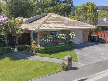 14 Castle Way, Beckenham, Christchurch
