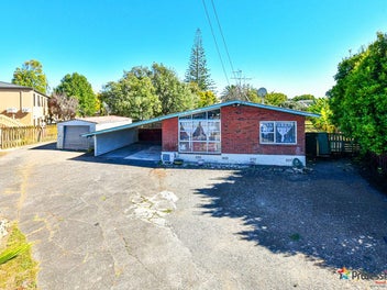 24 Lynette Place, Mangere, Auckland