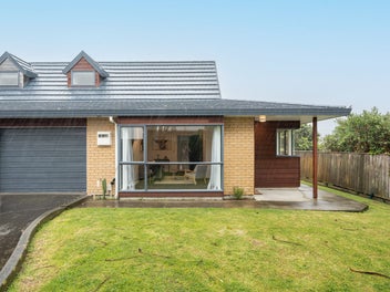 55B Ranui Terrace, Tawa, Wellington