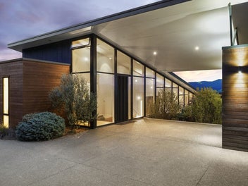 334 Davis Road, Cust, Cust