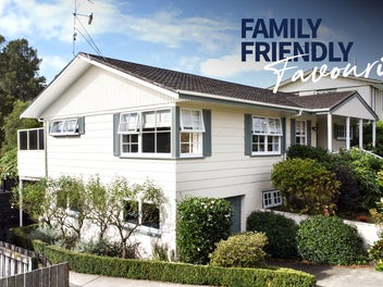 4 Sunnyhills Avenue, Glenview, Hamilton