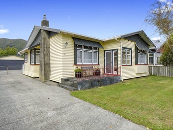 5 Moana Grove, Waiwhetu, Lower Hutt