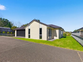 9 Kirk Lane, Ohauiti, Tauranga