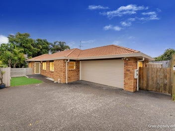 145 Hutchinson Avenue, New Lynn, Auckland