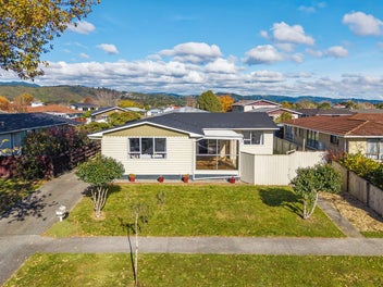 123 California Drive, Totara Park, Upper Hutt