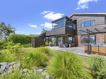 42 Park Rise, Campbells Bay, Auckland