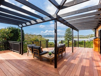 77 Paremata Road, Paremata, Porirua