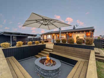 14 Holden Place, Manukau, Auckland