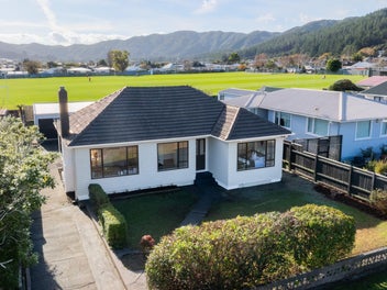 16 Russell Road, Wainuiomata, Lower Hutt