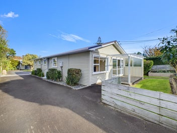 71 Ngamotu Road, Spotswood, New Plymouth