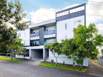 2E/2 Dickens Street, Grey Lynn, Auckland