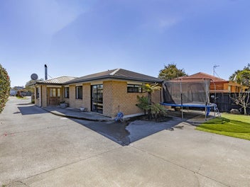 5 Somerset Place, Woodend, Woodend