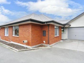 18D Defoe Place, Waltham, Christchurch