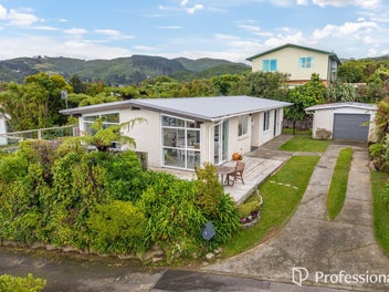 6 Viscount Grove, Kelson, Lower Hutt