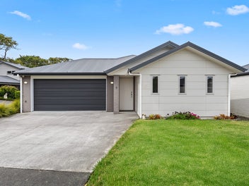 6 Lancewood Lane, Helensville