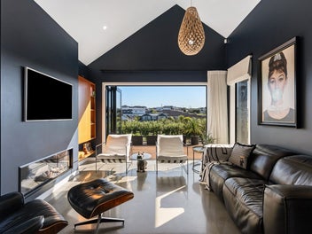 64 Riverhead Point Drive, Riverhead, Riverhead