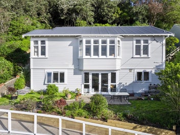 27 Sutherland Crescent, Melrose, Wellington