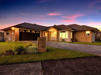 4 Adam Lile Drive, Highlands Park, New Plymouth