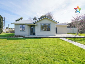 6 Half Mile Road, Tuatapere, Tuatapere