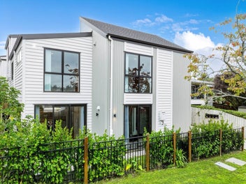 56A La Rosa Street, Green Bay, Auckland