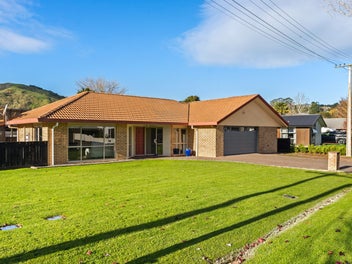 6 Island Road, Whataupoko, Gisborne