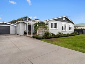 4 Barrett Road, Spotswood, New Plymouth