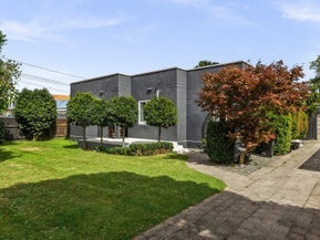 508 Southampton Street East, Hastings