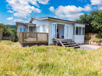 21 Ocean View Road, Port Waikato, Port Waikato