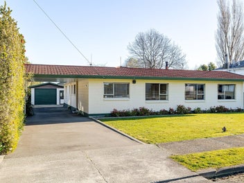 16 Baring Street, Bunnythorpe, Palmerston North