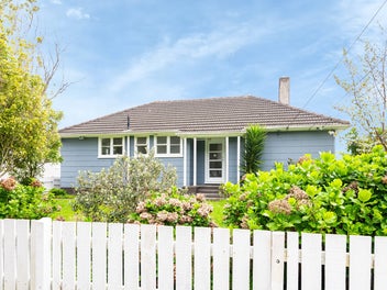 313 Oxford Terrace, Avalon, Lower Hutt