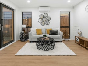 1B Mamuku Drive, Massey, Auckland