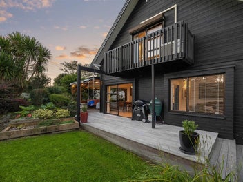 3 Muriwai Road, Waimauku, Waimauku