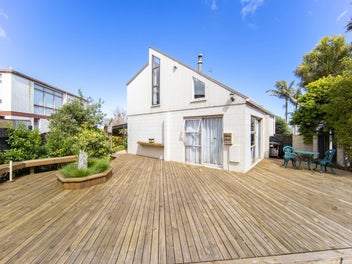 25 Maioro Street, New Windsor, Auckland