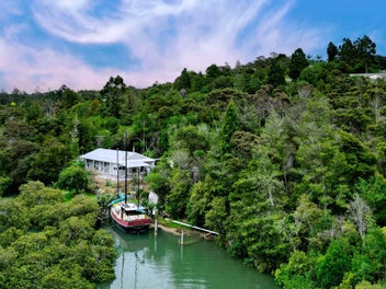 12 Beach Street, Sandspit, Warkworth
