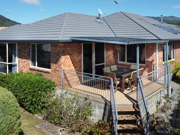 19 Ranui Street, Waikawa, Picton