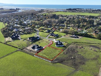 88 Queens Avenue, Waikuku Beach