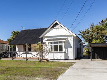 664 Avonside Drive, Avonside, Christchurch