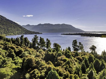 37 Lake View Terrace, Moana, Moana