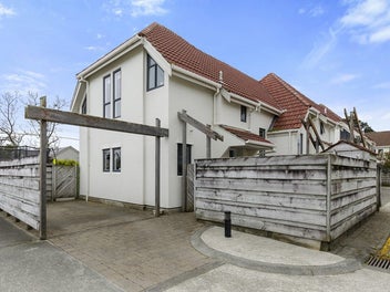 1/72 Waiwhetu Road, Waiwhetu, Lower Hutt