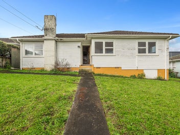 37 Featherston Crescent, Otara, Auckland