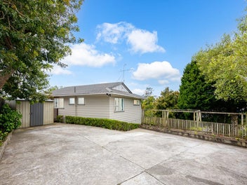 98 Gallony Avenue, Massey, Auckland